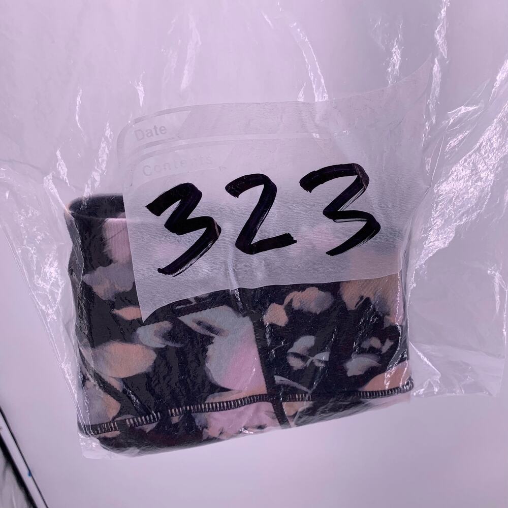 Zella Black Floral Leggings Womens Size Small - Picture 4 of 7